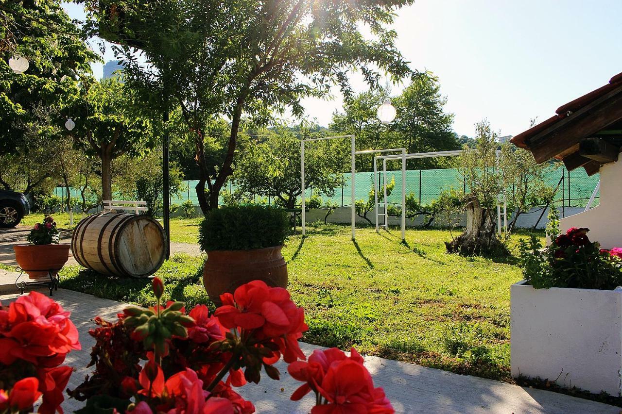Pomegranate Tree House - Meteora Guest House Kalambaka Exterior foto